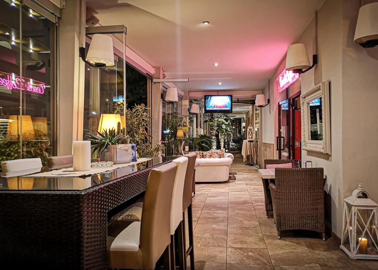 Hotel D'Annunzio Лидо-ди-Езоло Экстерьер фото