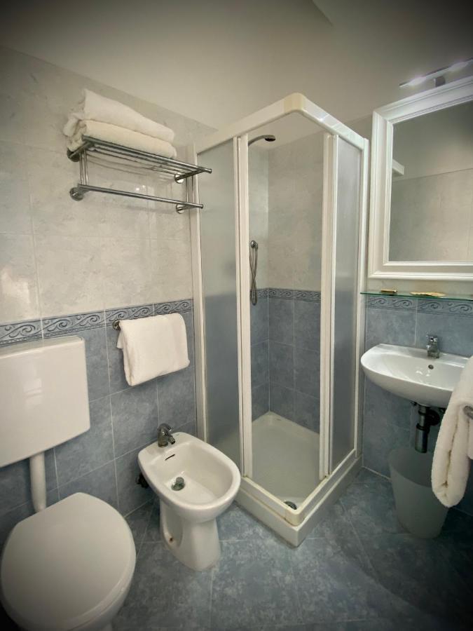 Hotel D'Annunzio Лидо-ди-Езоло Экстерьер фото
